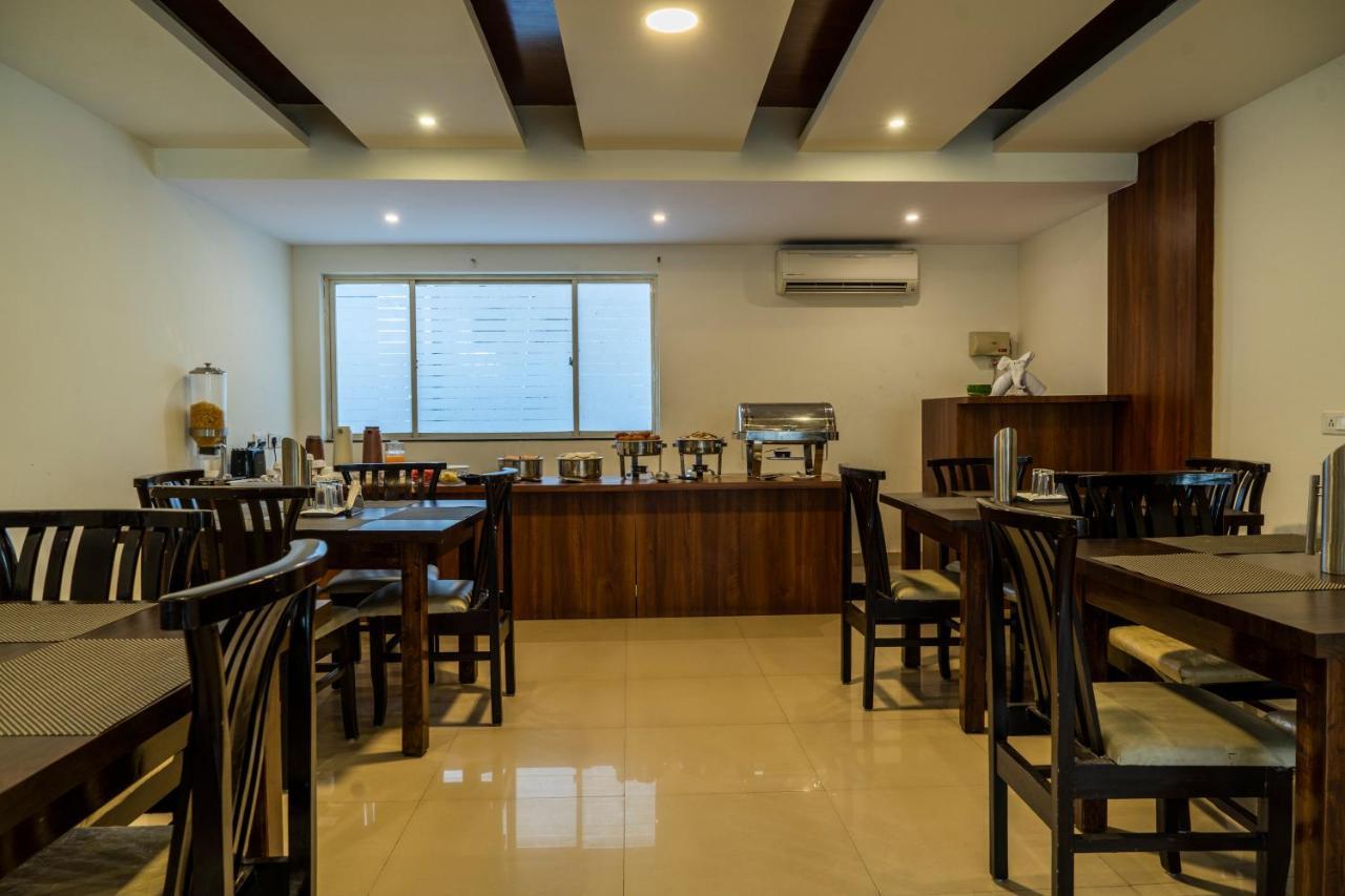 Fabhotel Prime Krrish Inn Hyderabad Exterior foto